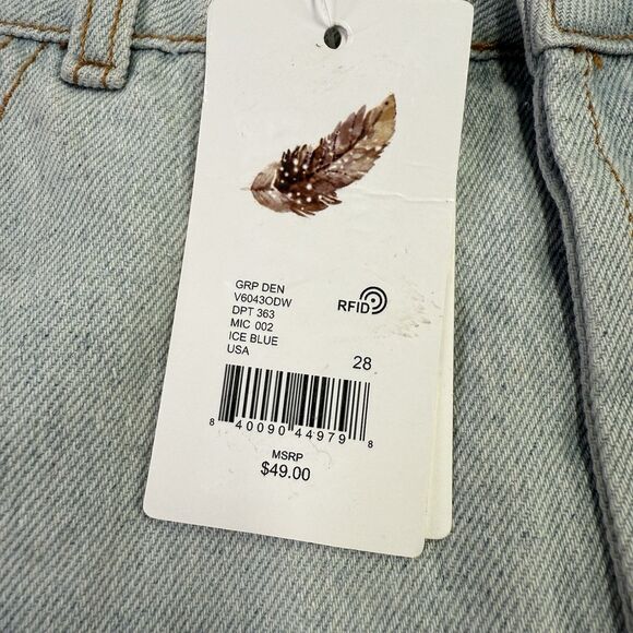 NWT Chelsea & Violet C & V Womens Jean Shorts Size 28 Cutoff Button Fly Frayed - Picture 6 of 12